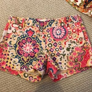 J Crew novelty patterned shorts 3”